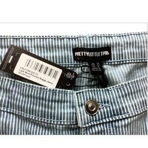 PrettyLittleThing Light Blue Baggy Pinstripe Jeans Size 14 NWT